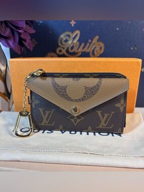 Beautiful Louis Vuitton Reverse Recto Verso